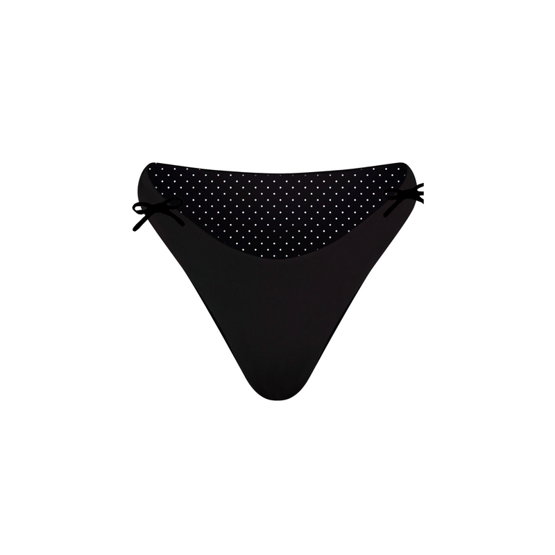 7_black_211f53dd-16e7-4e47-b6c0-a4f391342f6a.png